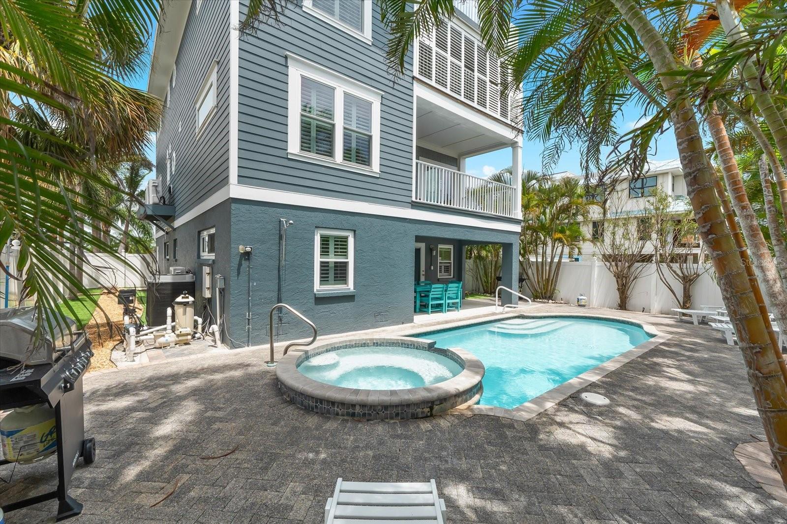 ILEXHURST - Residential