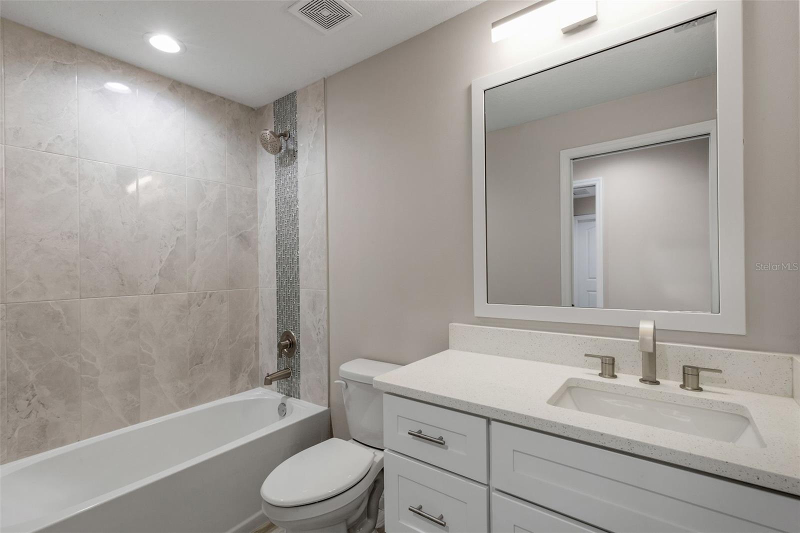 BAY VISTA BLVD ADD 03 - Residential