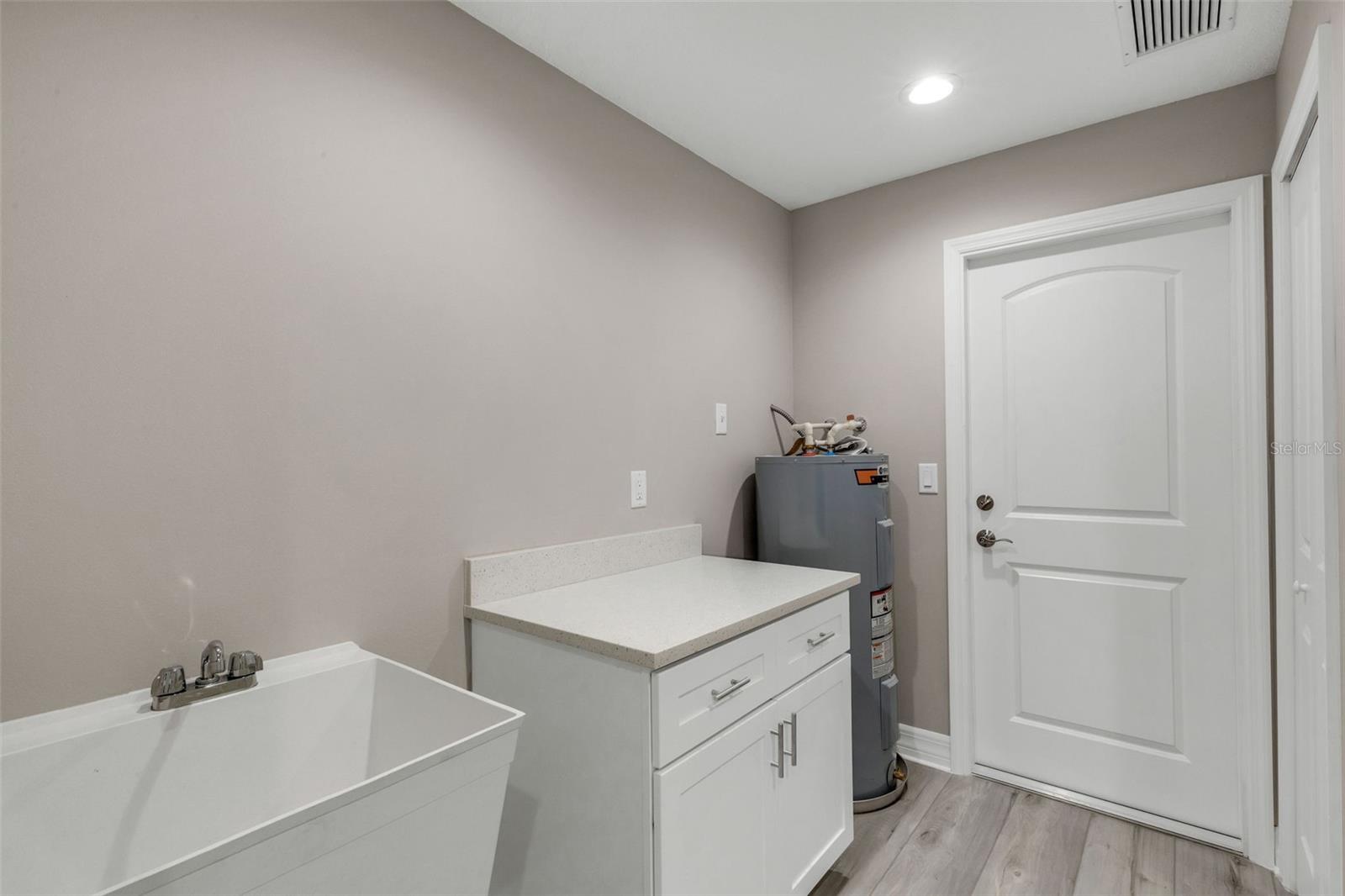 BAY VISTA BLVD ADD 03 - Residential