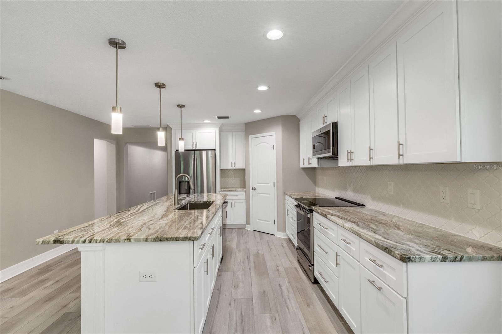 BAY VISTA BLVD ADD 03 - Residential