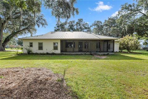 Tiny photo for 4750 SE 216th Avenue, Morriston, FL 32668 (MLS # OM704100)