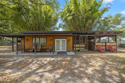 Tiny photo for 4750 SE 216th Avenue, Morriston, FL 32668 (MLS # OM704100)