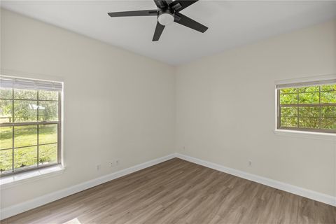 Tiny photo for 4750 SE 216th Avenue, Morriston, FL 32668 (MLS # OM704100)