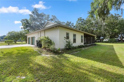Tiny photo for 4750 SE 216th Avenue, Morriston, FL 32668 (MLS # OM704100)