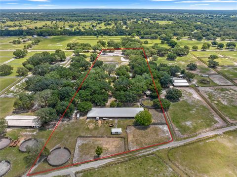 Tiny photo for 4750 SE 216th Avenue, Morriston, FL 32668 (MLS # OM704100)