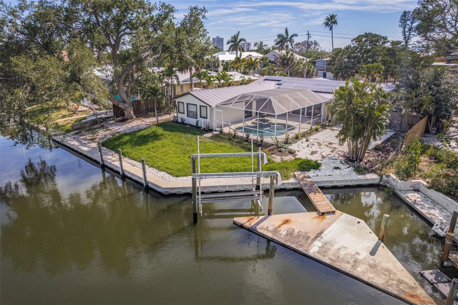 SARA SANDS - Residential