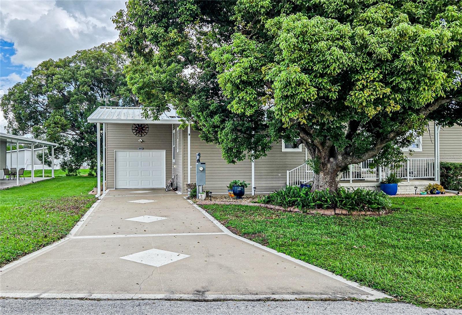 36805 LAKEWOOD DRIVE