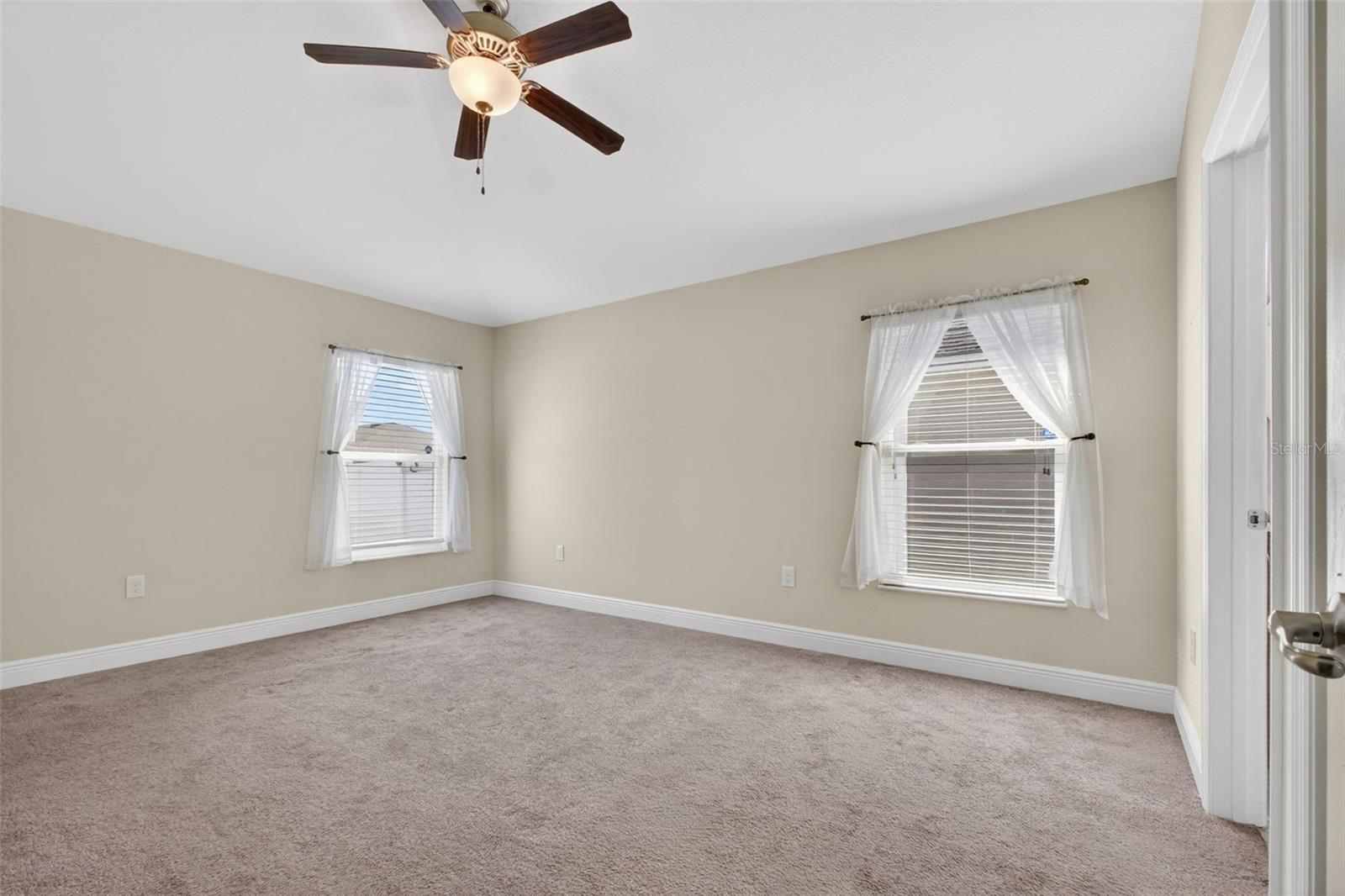 RIDGE/HLND MDWS - Residential