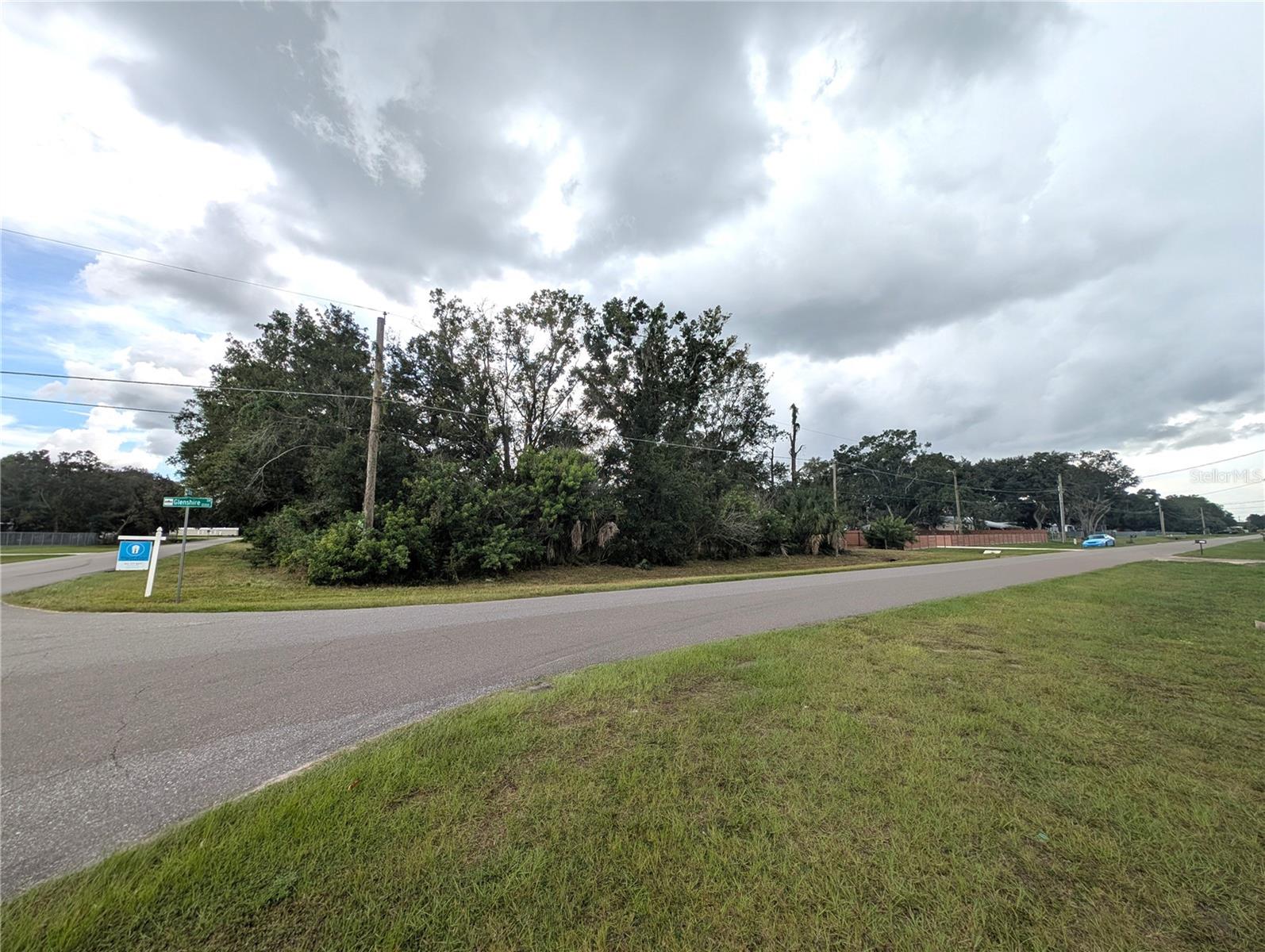 12111 GLENSHIRE DRIVE