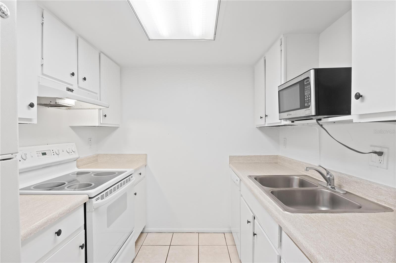 DESTINY SPGS CONDO - Residential Lease