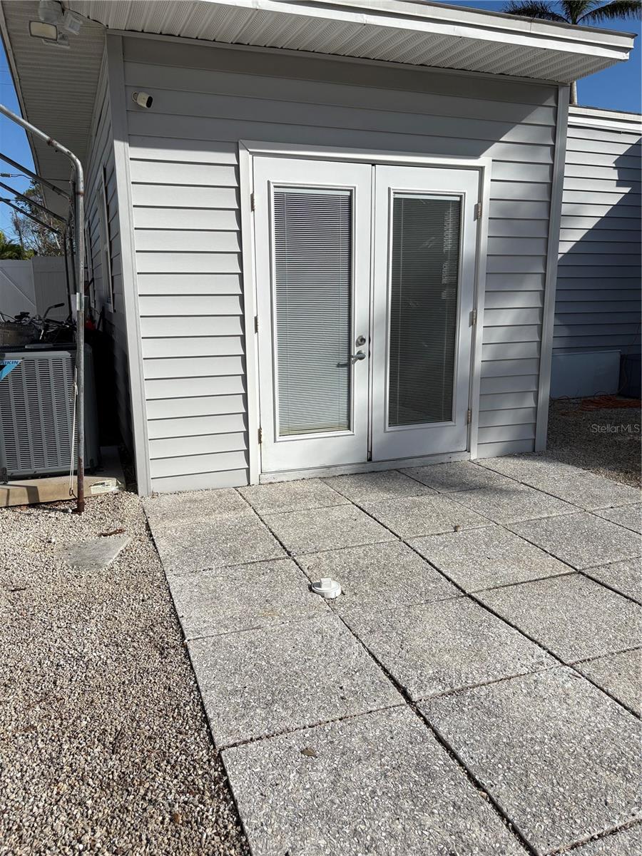 MIRA MAR EXT - Commercial Lease