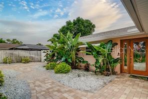 OAKHURST PARK 1ST ADD - Residential Lease