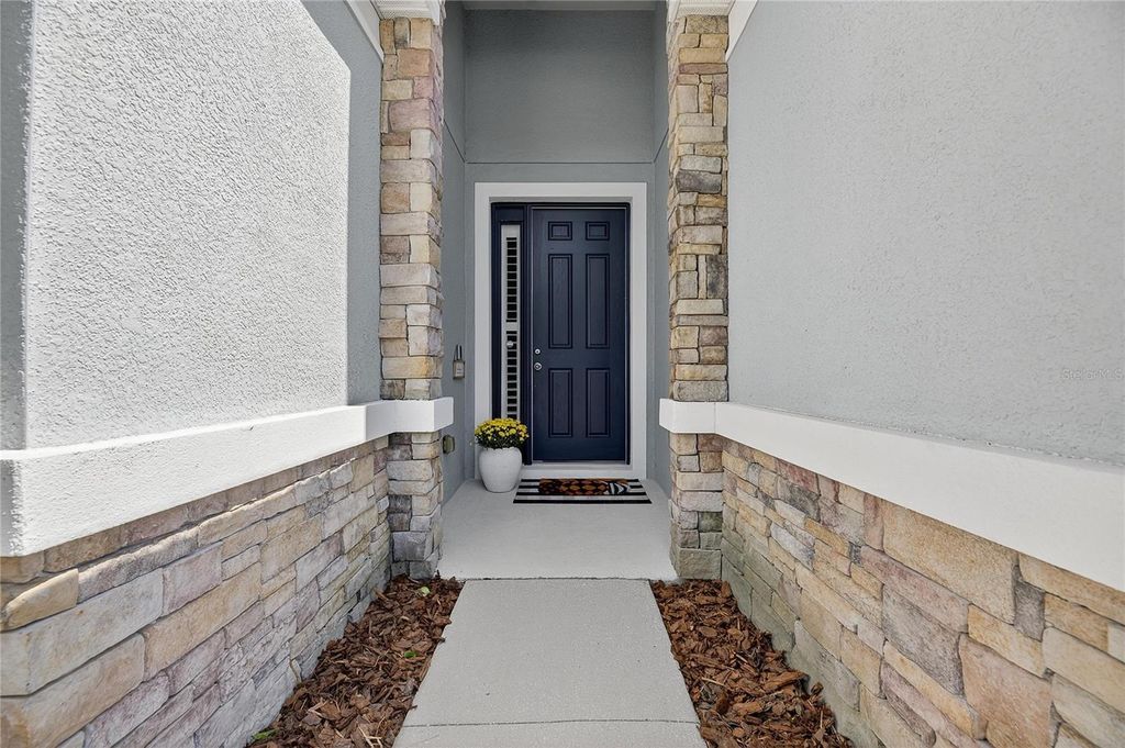 Photo of 6313 Sunsail Place, Apollo Beach, FL 33572 (MLS # TB8433163)
