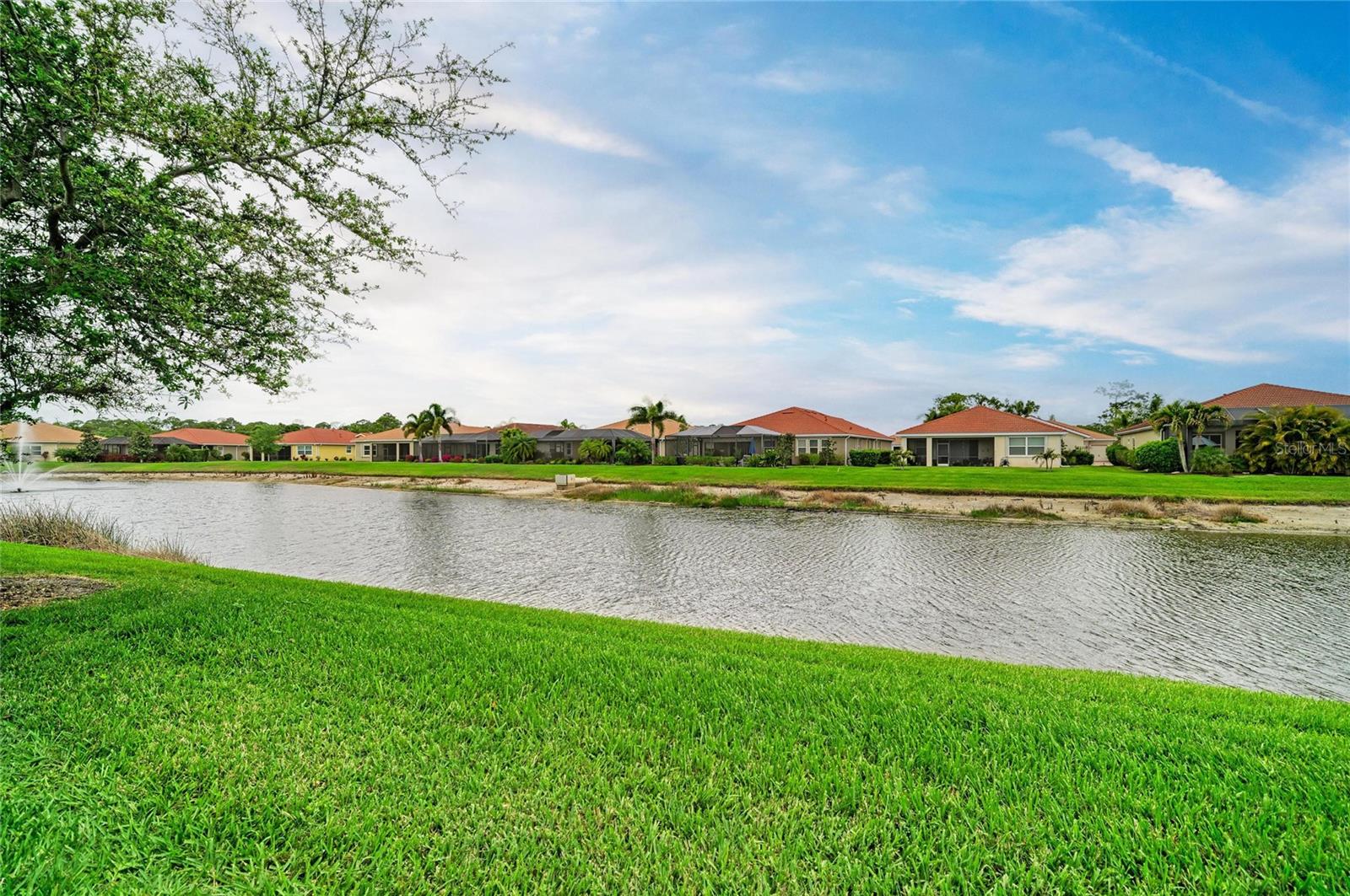 CARIBBEAN VILLAGE - Residential