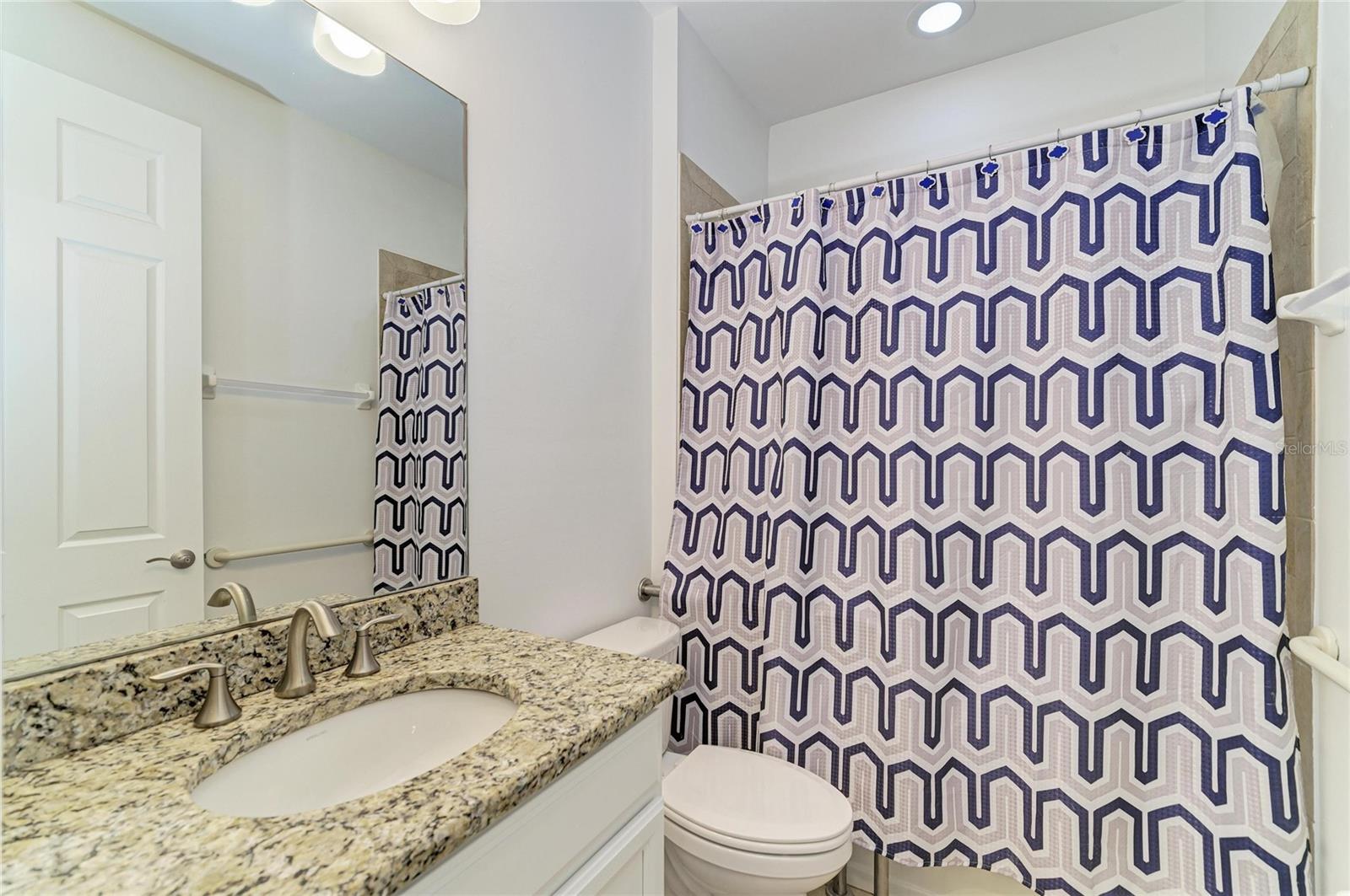 CARIBBEAN VILLAGE - Residential