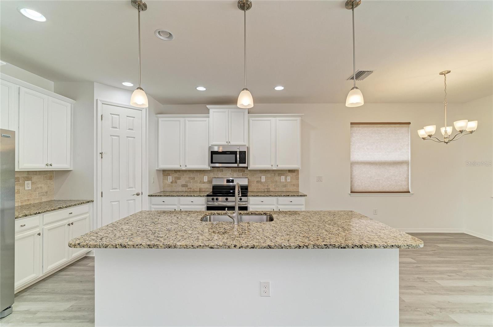 CARIBBEAN VILLAGE - Residential