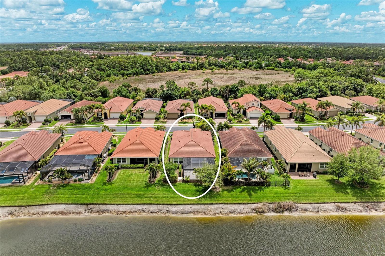 CARIBBEAN VILLAGE - Residential