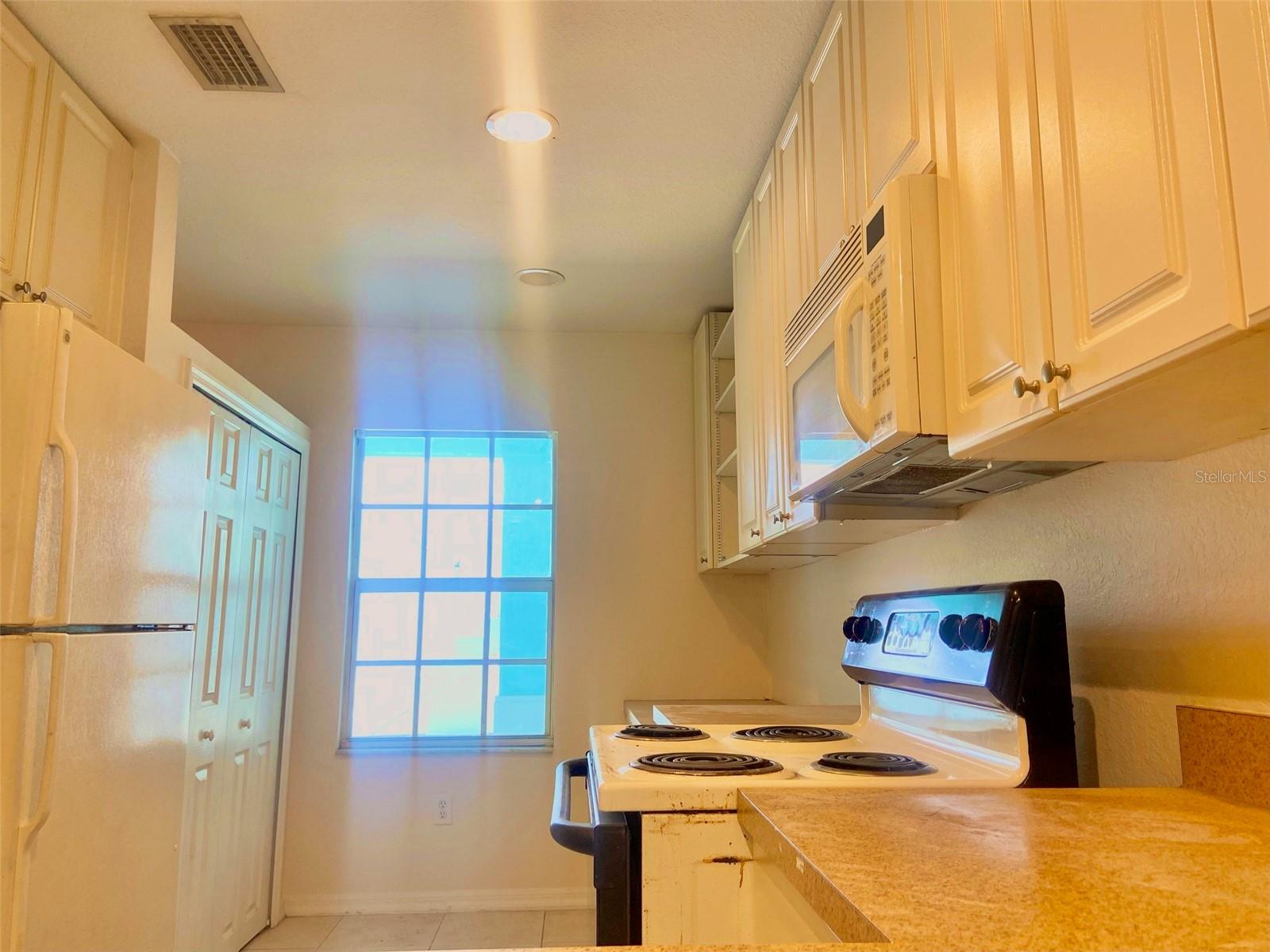 COLONY AT SABAL TRACE PH 01 - Residential Lease
