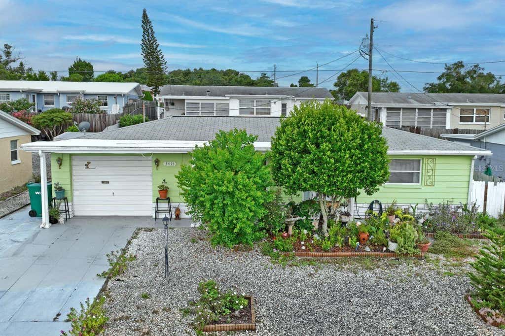 Photo of 3415 Clydesdale Dr #unit 5, Holiday, FL 34691 (MLS # W7887997)