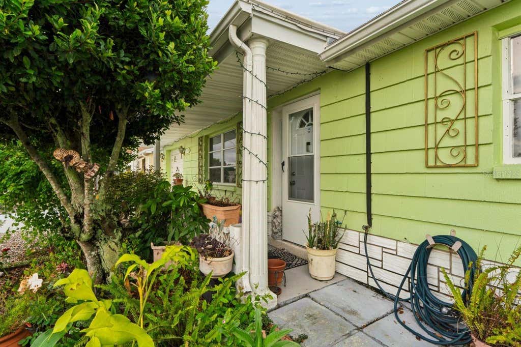 Photo of 3415 Clydesdale Dr #unit 5, Holiday, FL 34691 (MLS # W7887997)