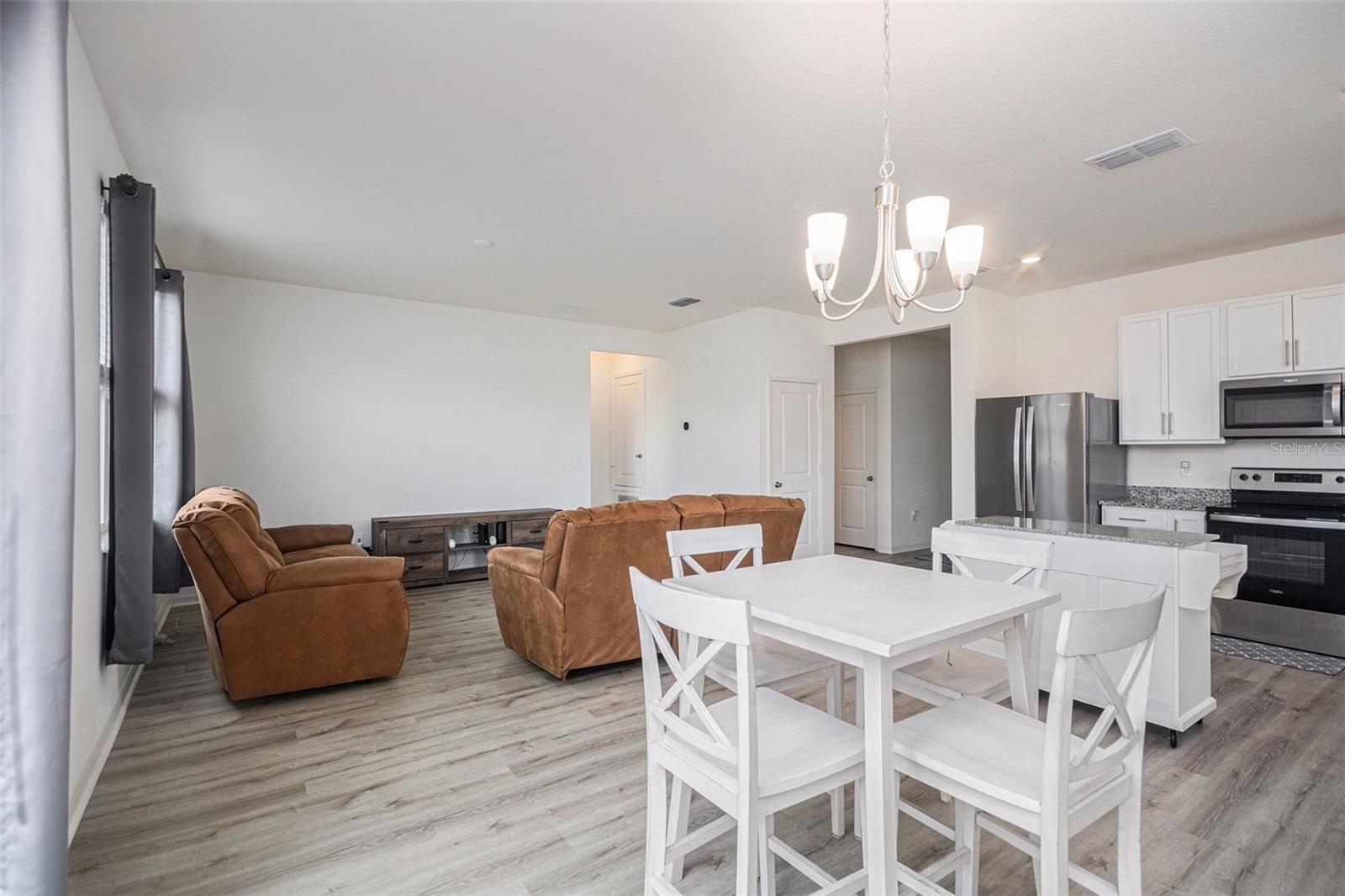 THE RESERVE AT LAKE RIDGE - Residential