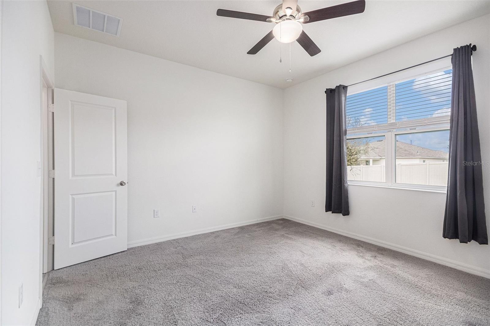 THE RESERVE AT LAKE RIDGE - Residential