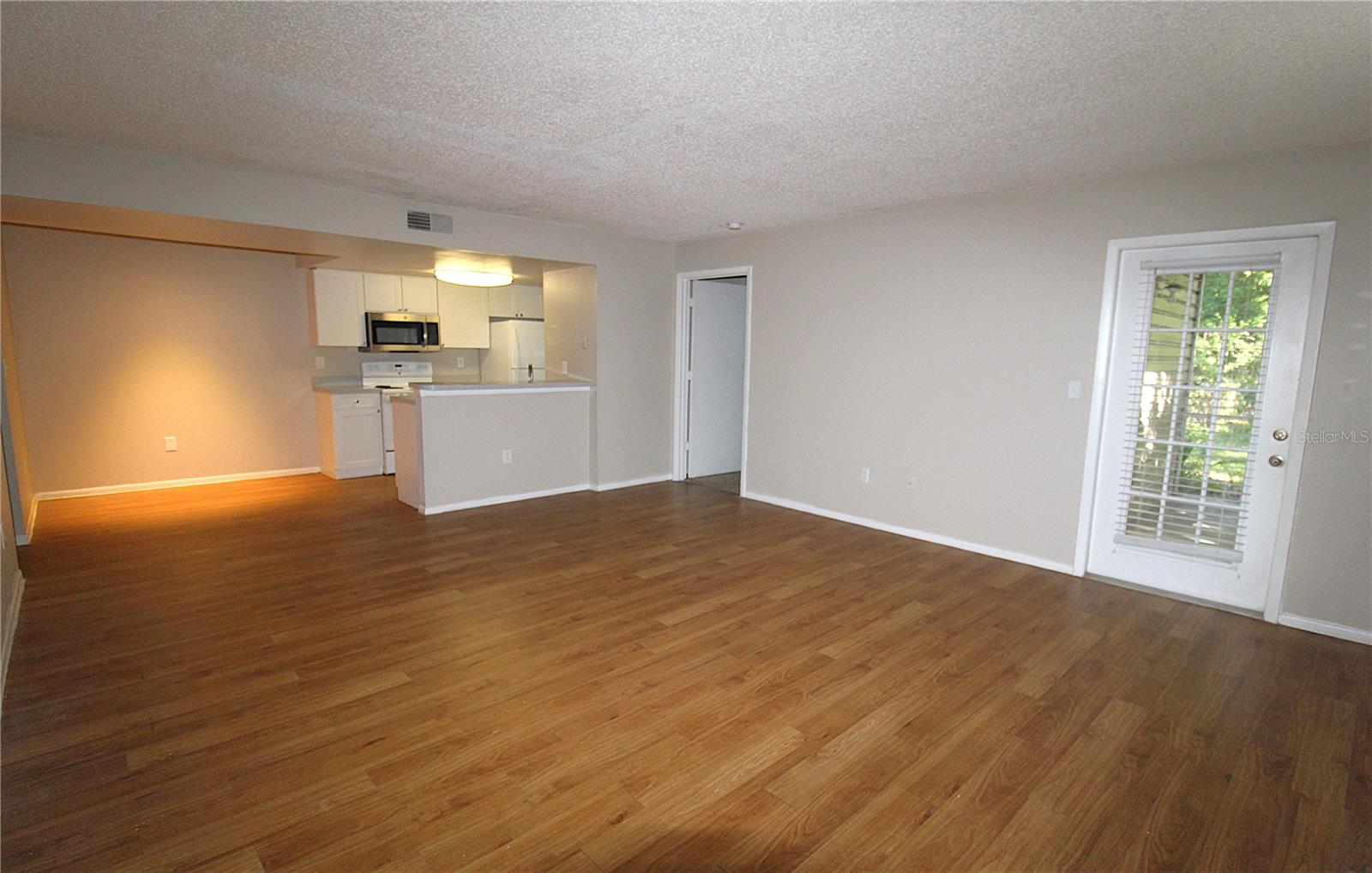 GLENBROOKE - Residential Lease