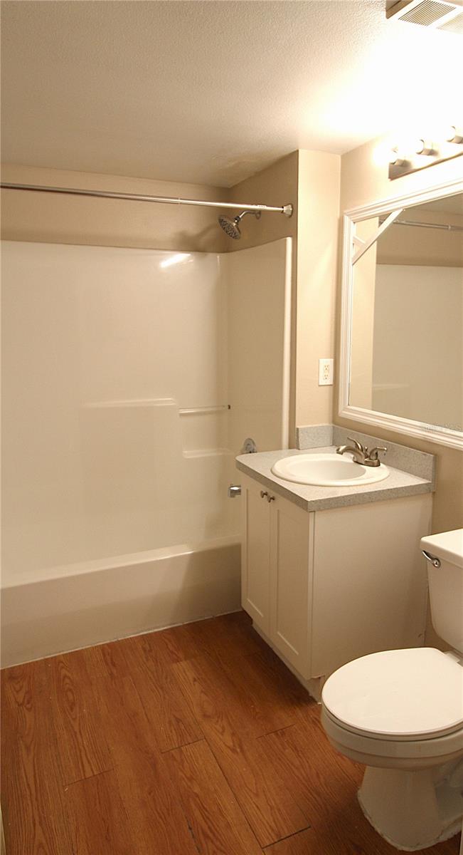 GLENBROOKE - Residential Lease