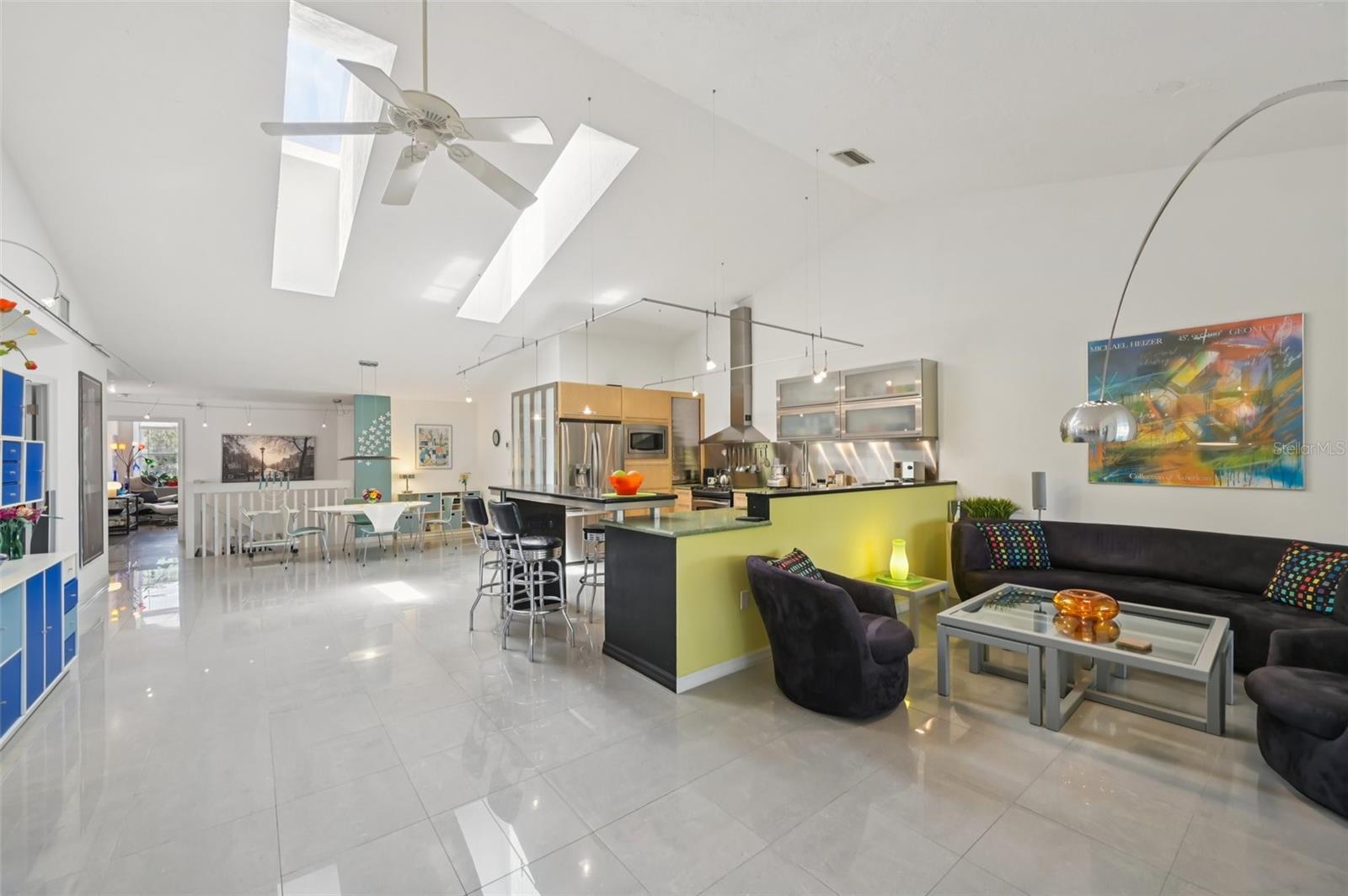5588 GOLF POINTE DRIVE 1