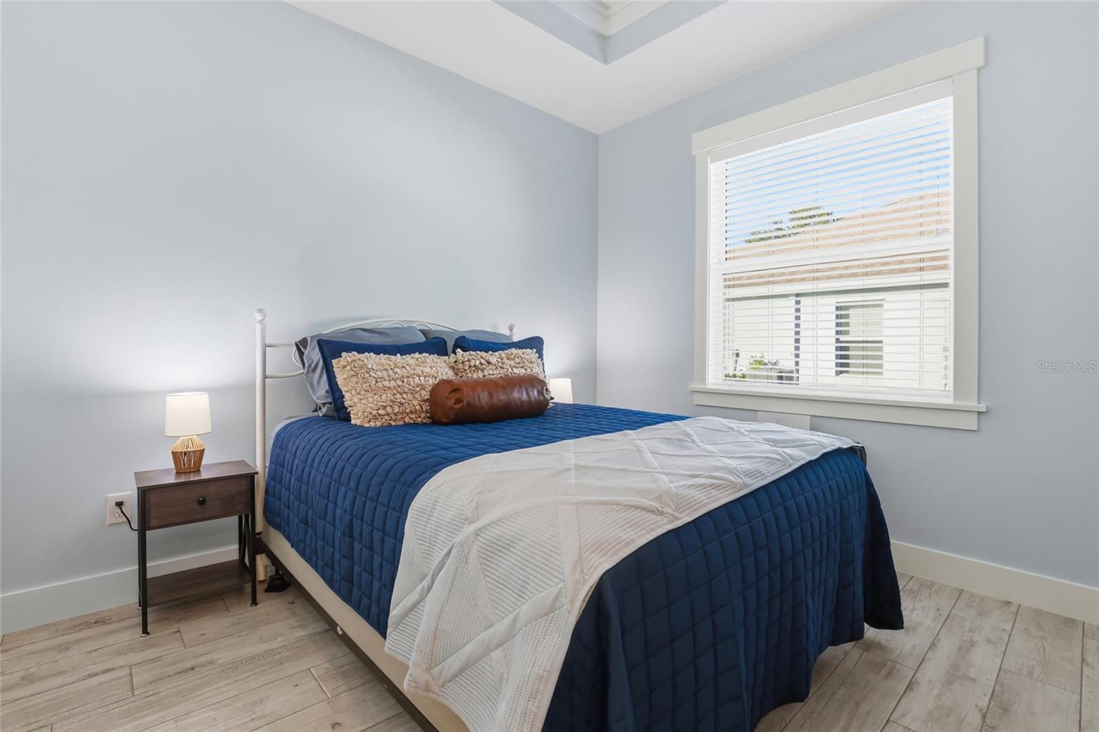 PUNTA GORDA ISLES SEC 16 - Residential Lease