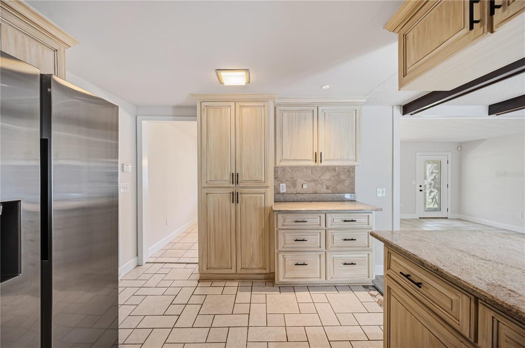 Photo of 1323 Alyce Street, Lakeland, FL 33801 (MLS # L4965775)