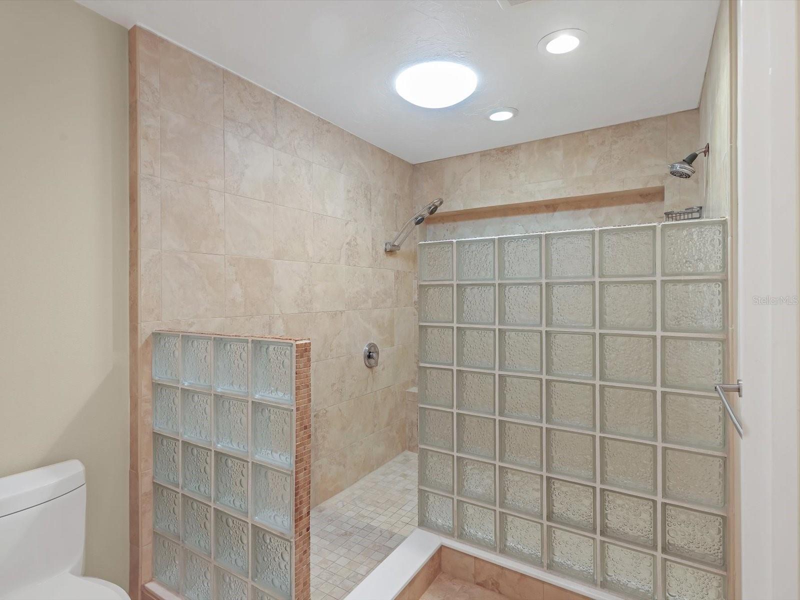 THE LANDINGS - Residential