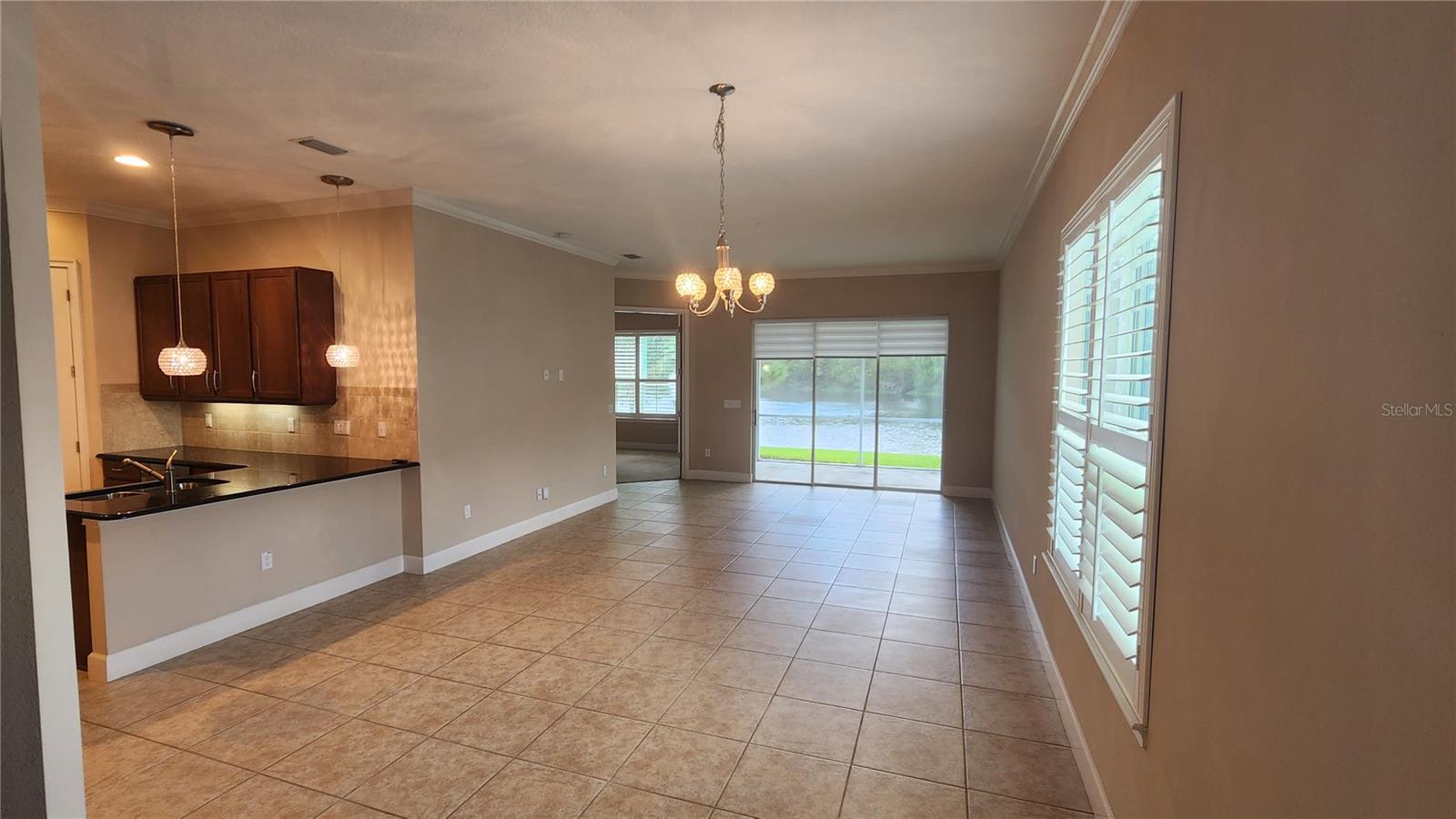 781 ALDENHAM LANE
