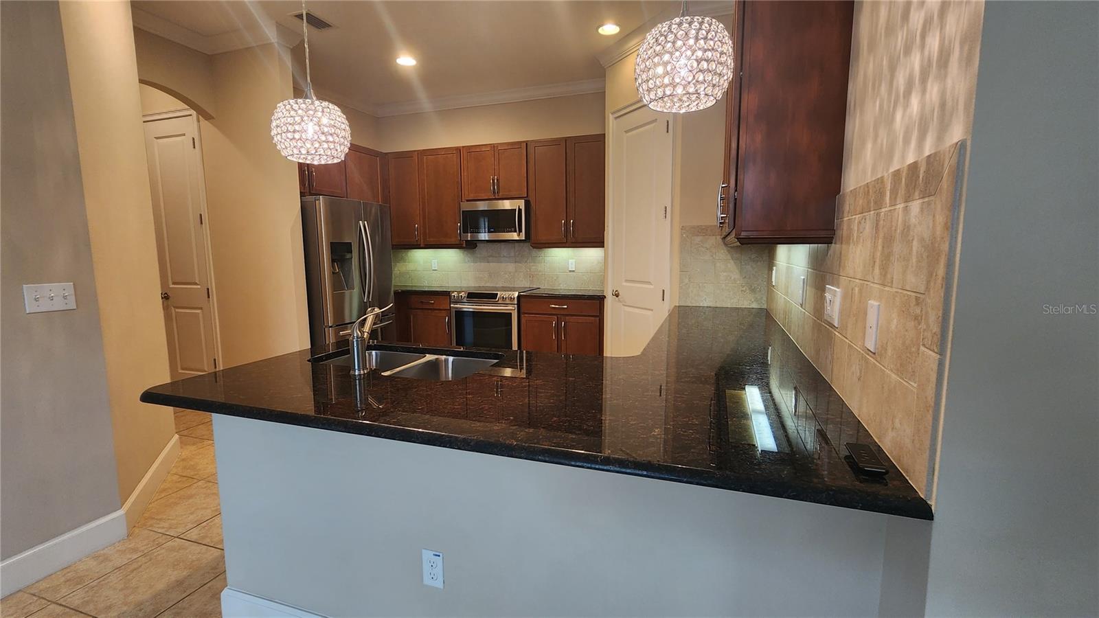 781 ALDENHAM LANE
