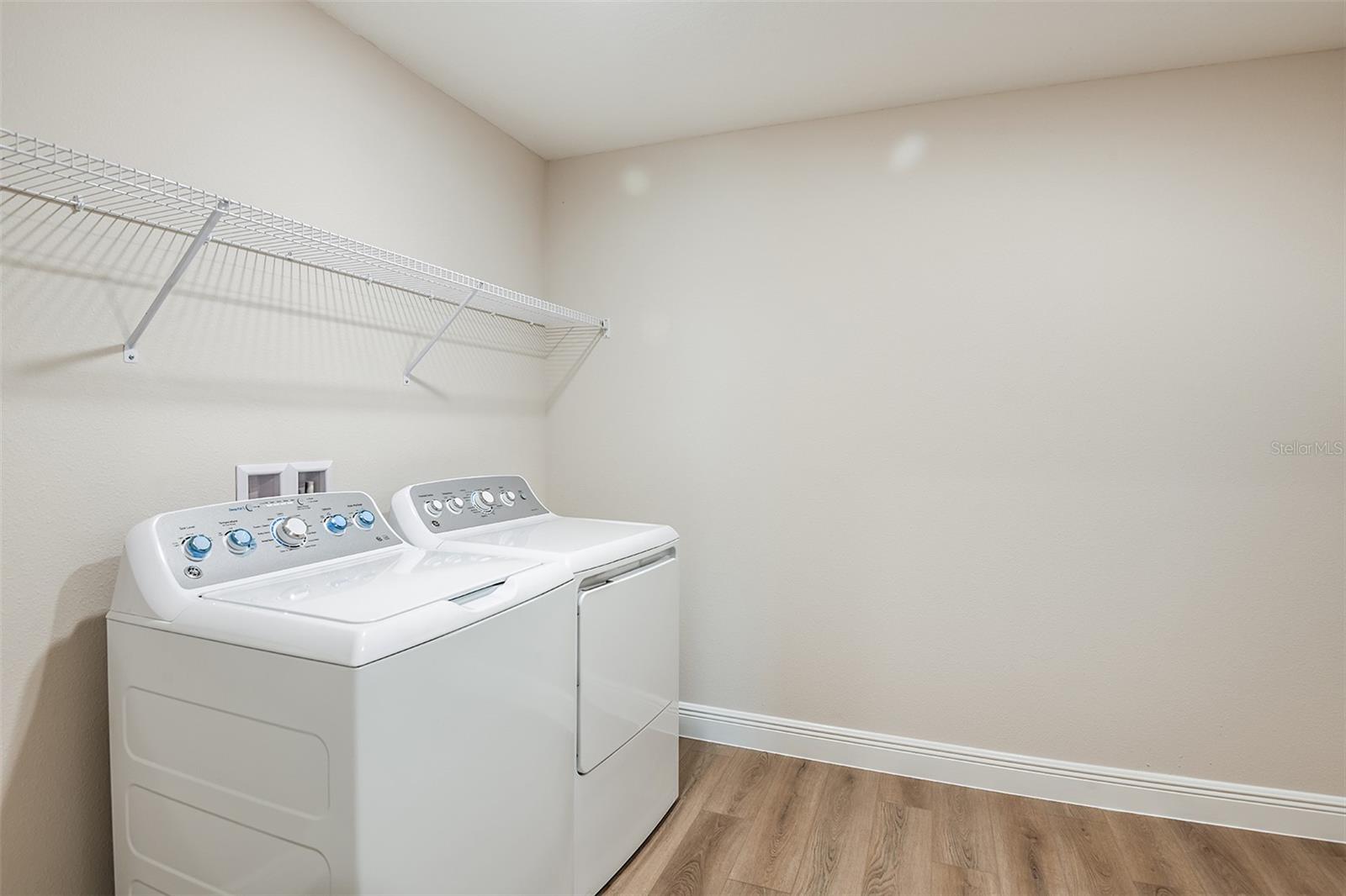 PASADENA LANDING - Residential