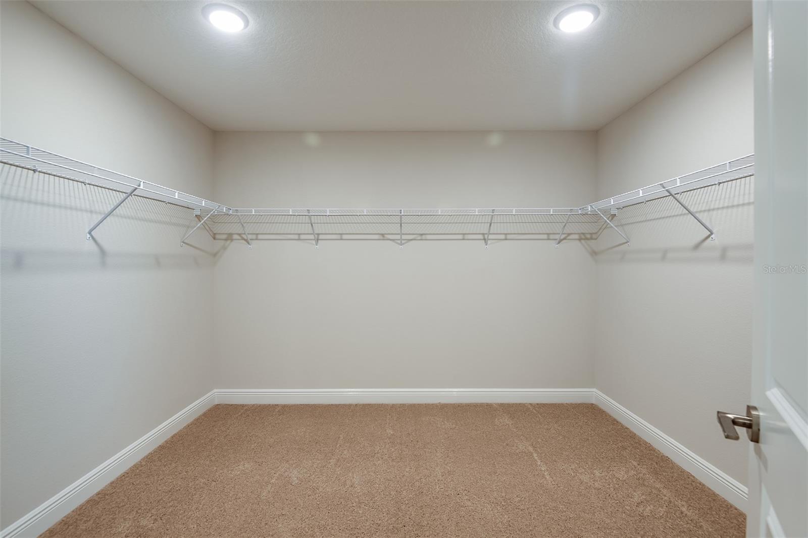 PASADENA LANDING - Residential