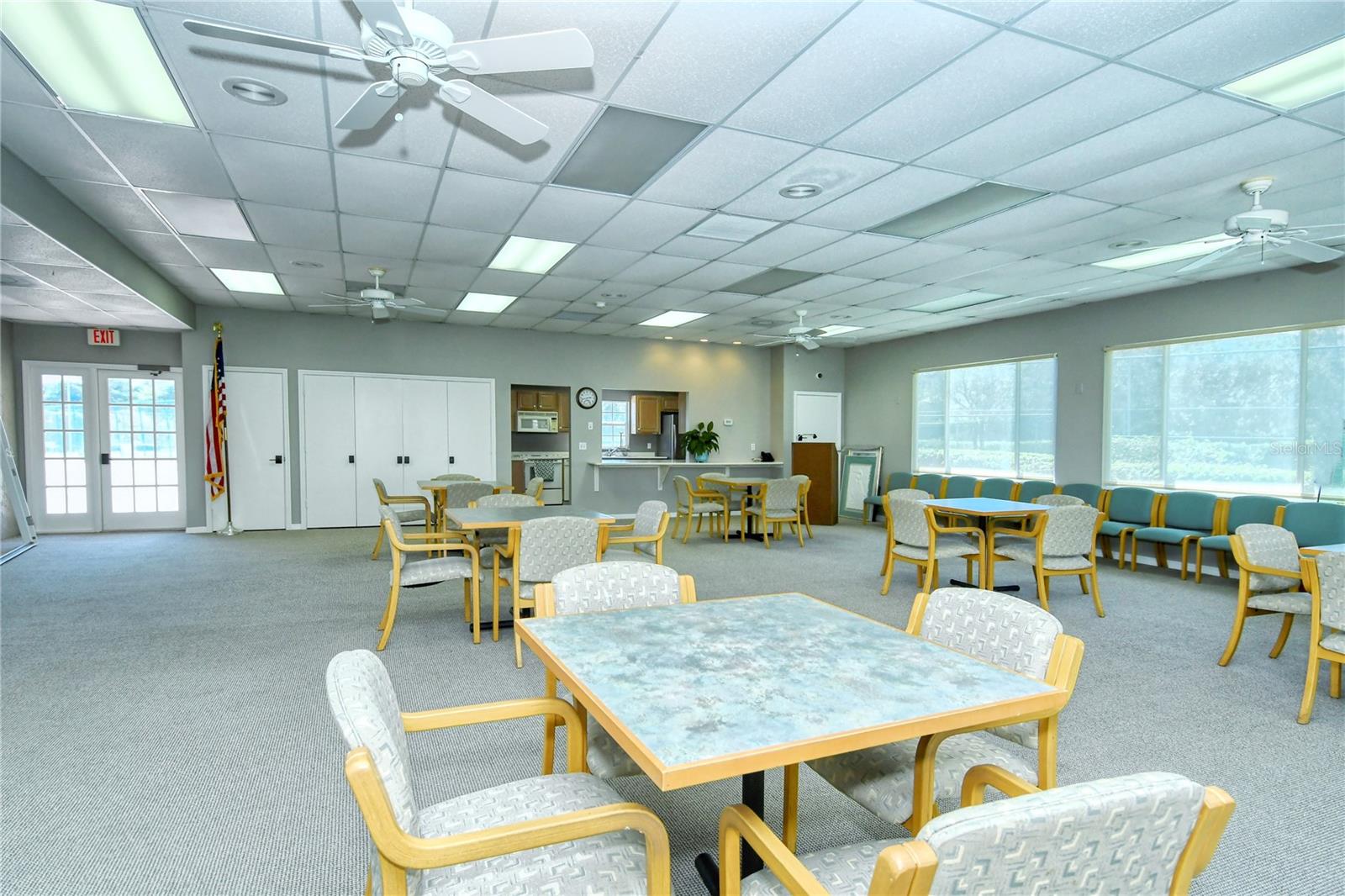 WINDWARD BAY AMD - Residential