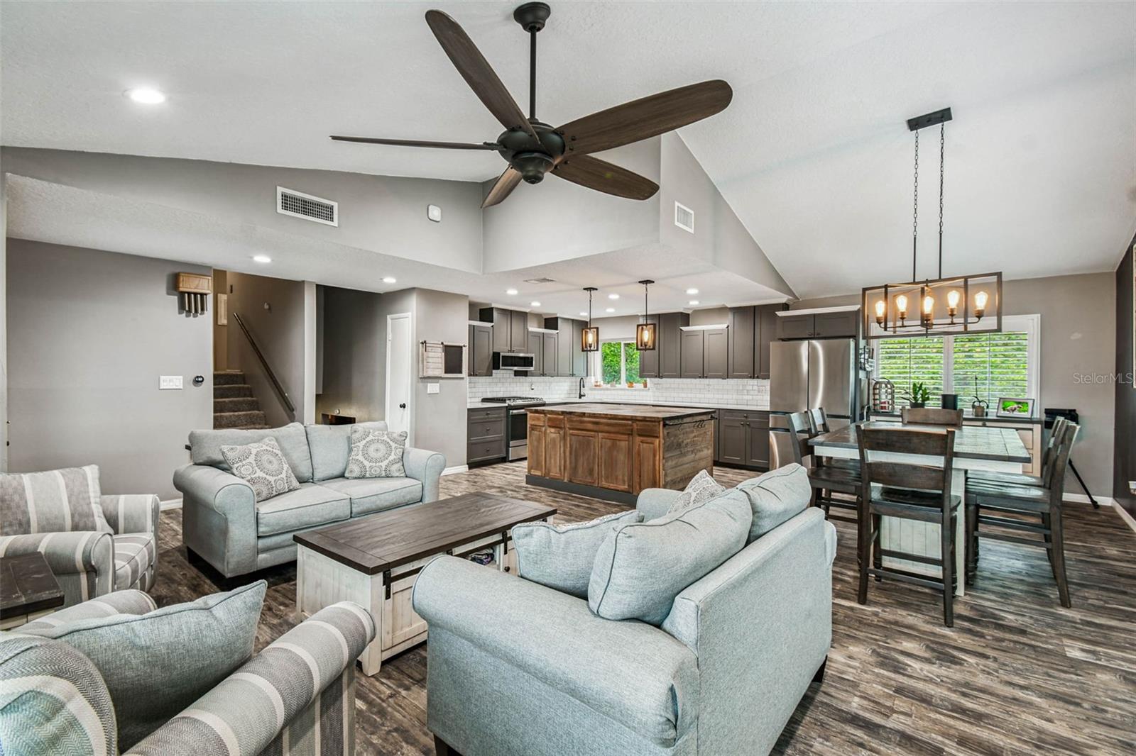 HOWELL COVE 2ND SEC - Residential