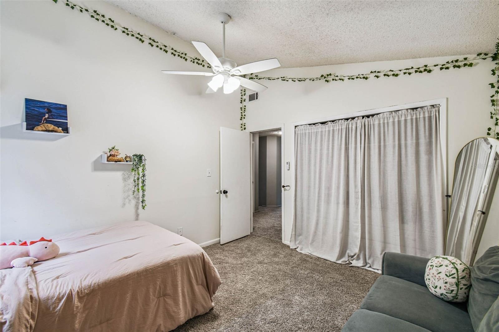 HOWELL COVE 2ND SEC - Residential