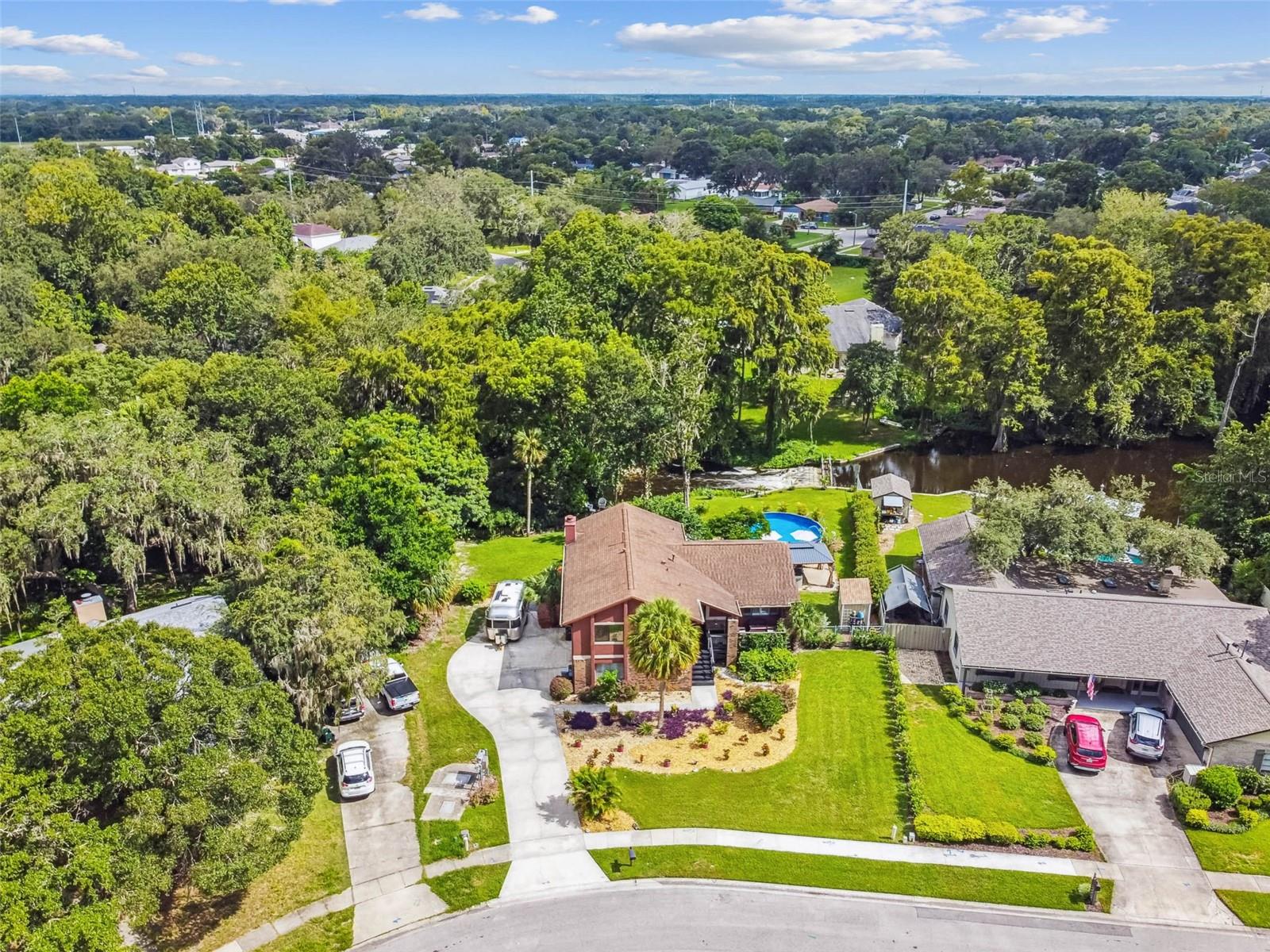 HOWELL COVE 2ND SEC - Residential