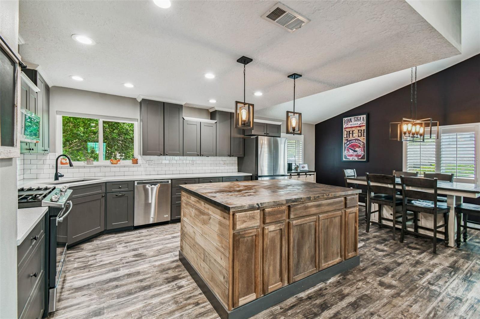 3585 JERICHO DRIVE
