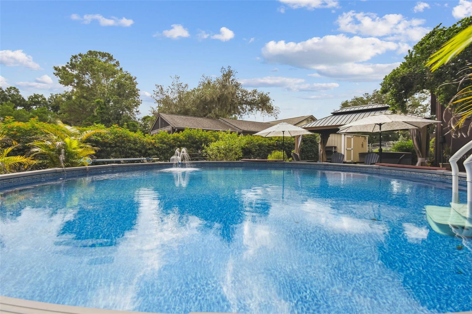 HOWELL COVE 2ND SEC - Residential