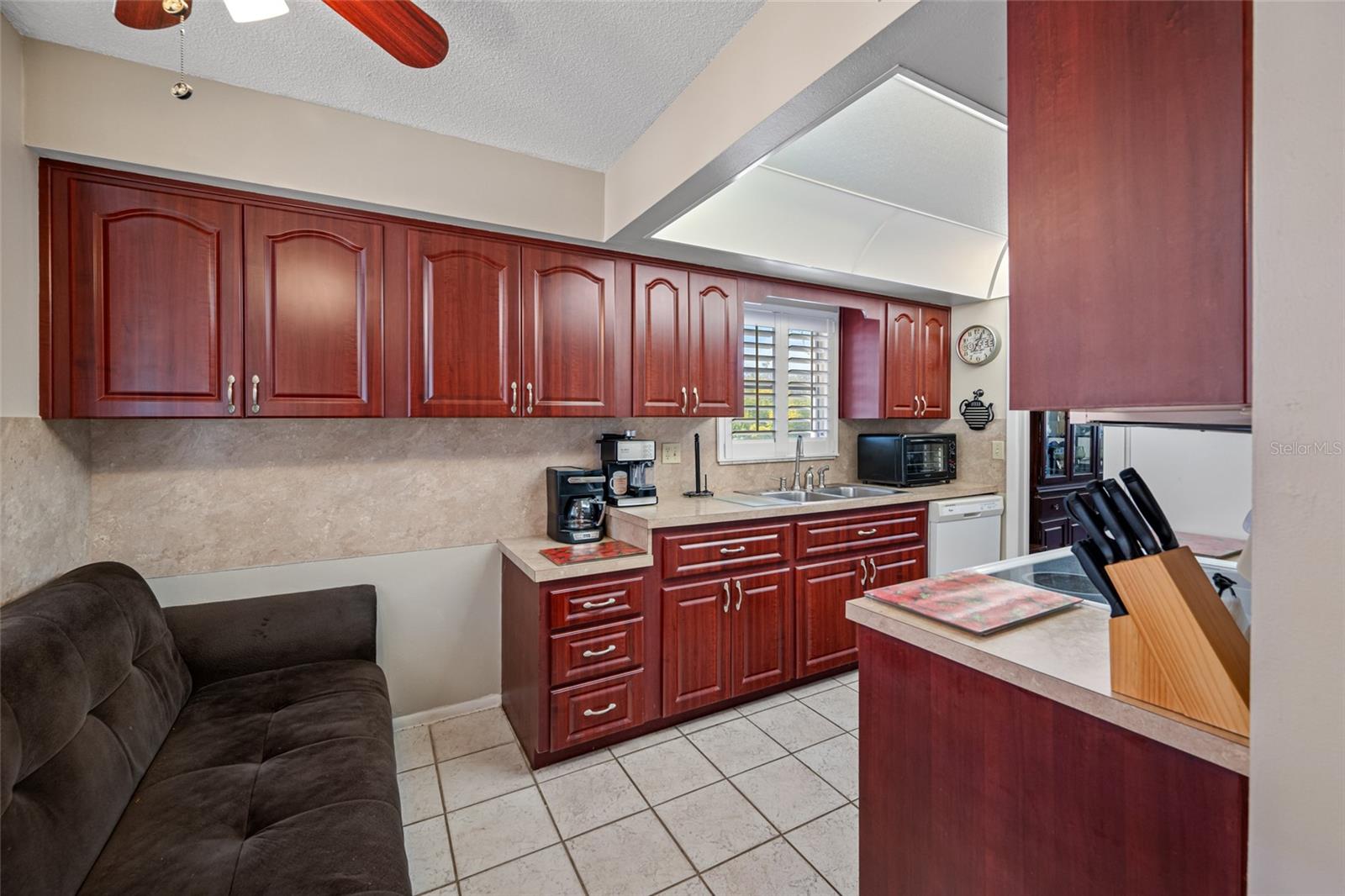 SEVILLE CONDO - Residential