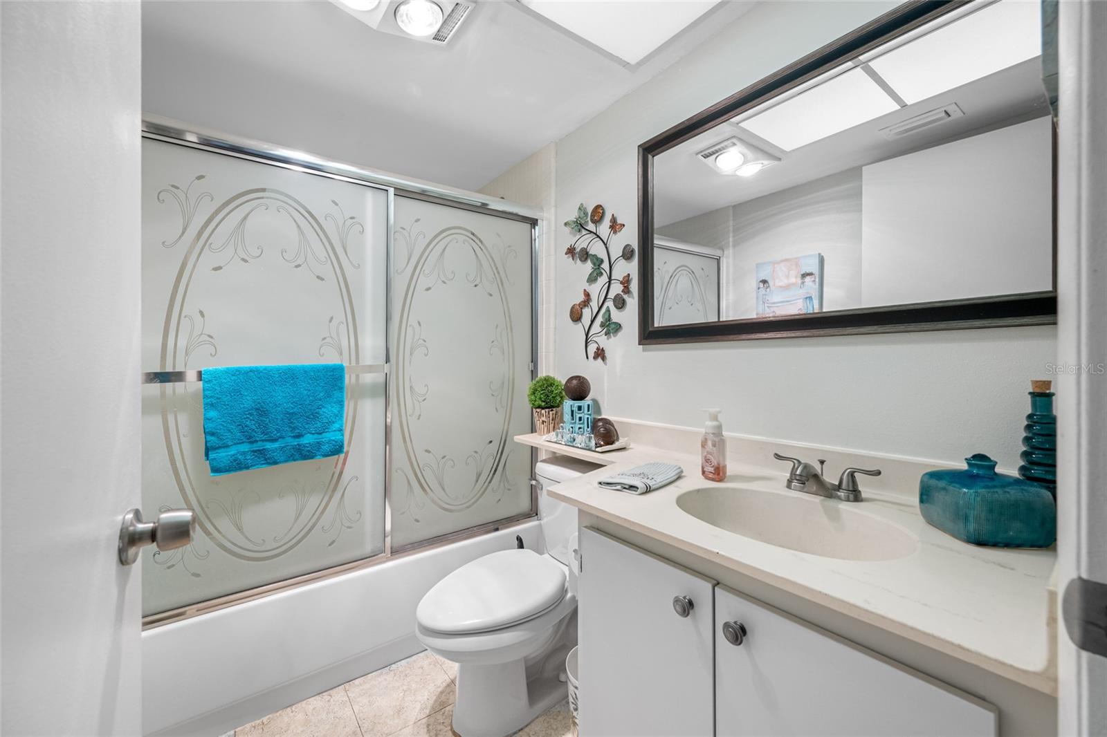 SEVILLE CONDO - Residential