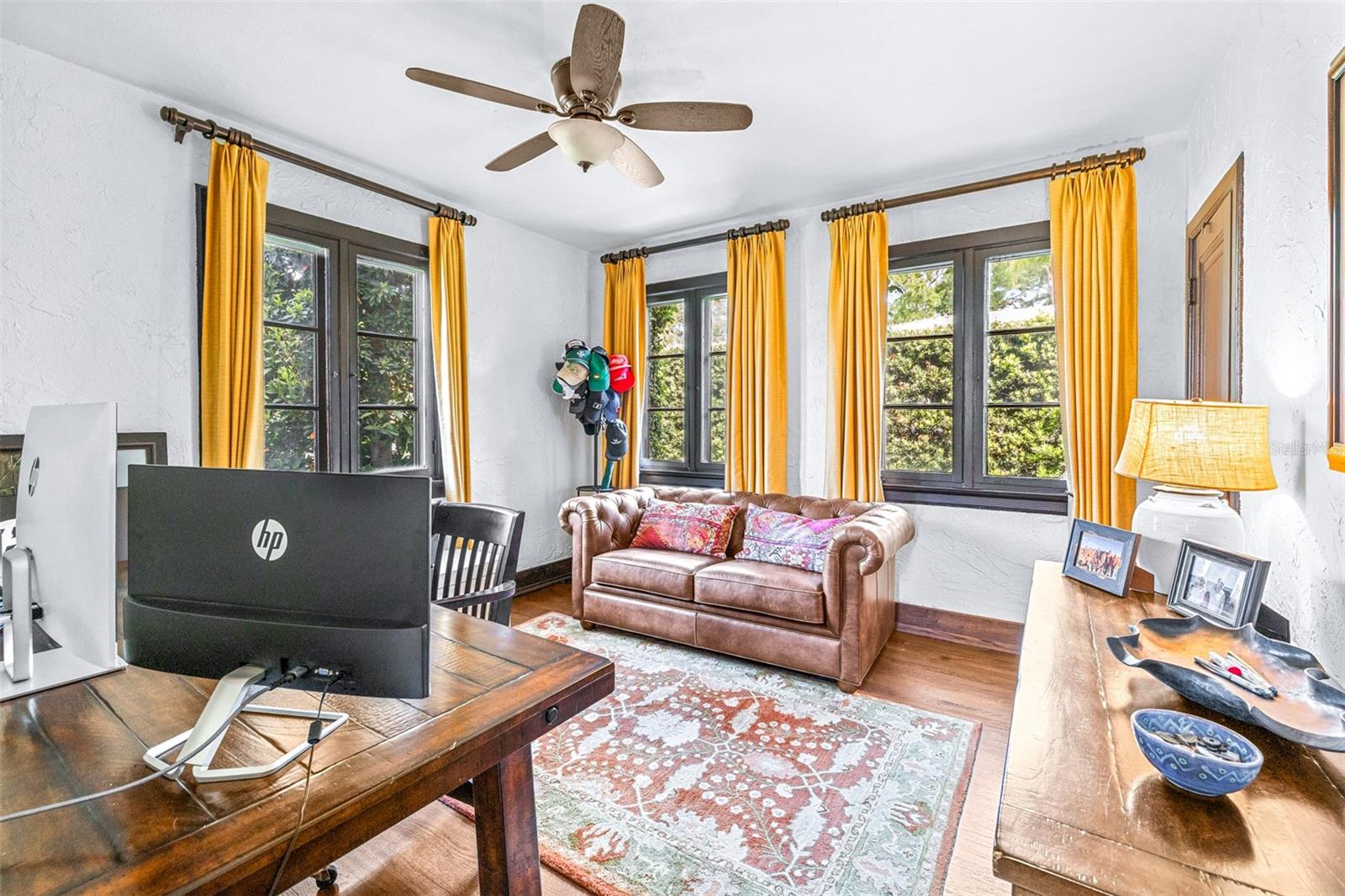 DAVIS ISLANDS PB10 PG52 TO 57 - Residential