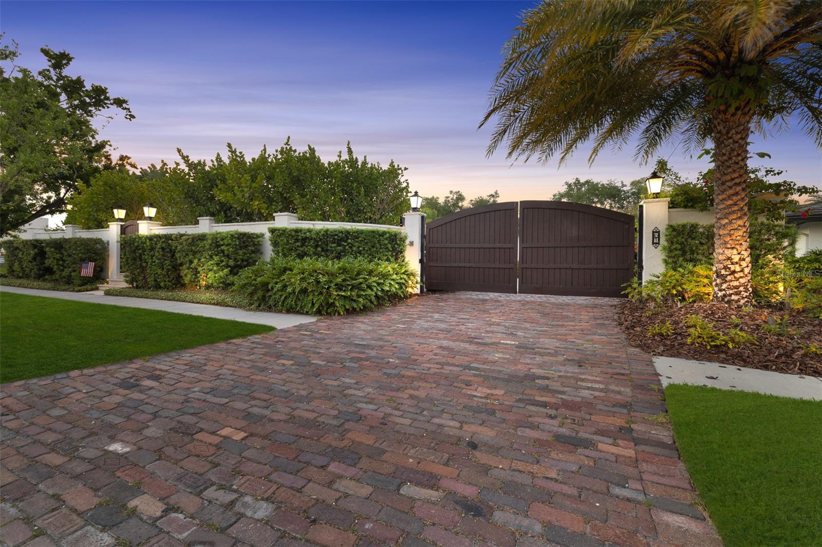 DAVIS ISLANDS PB10 PG52 TO 57 - Residential