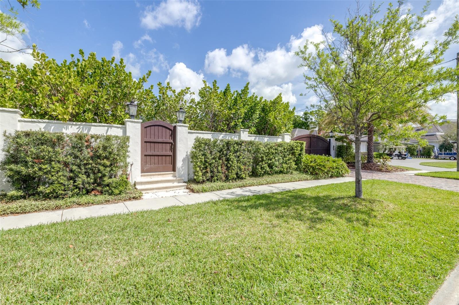 DAVIS ISLANDS PB10 PG52 TO 57 - Residential