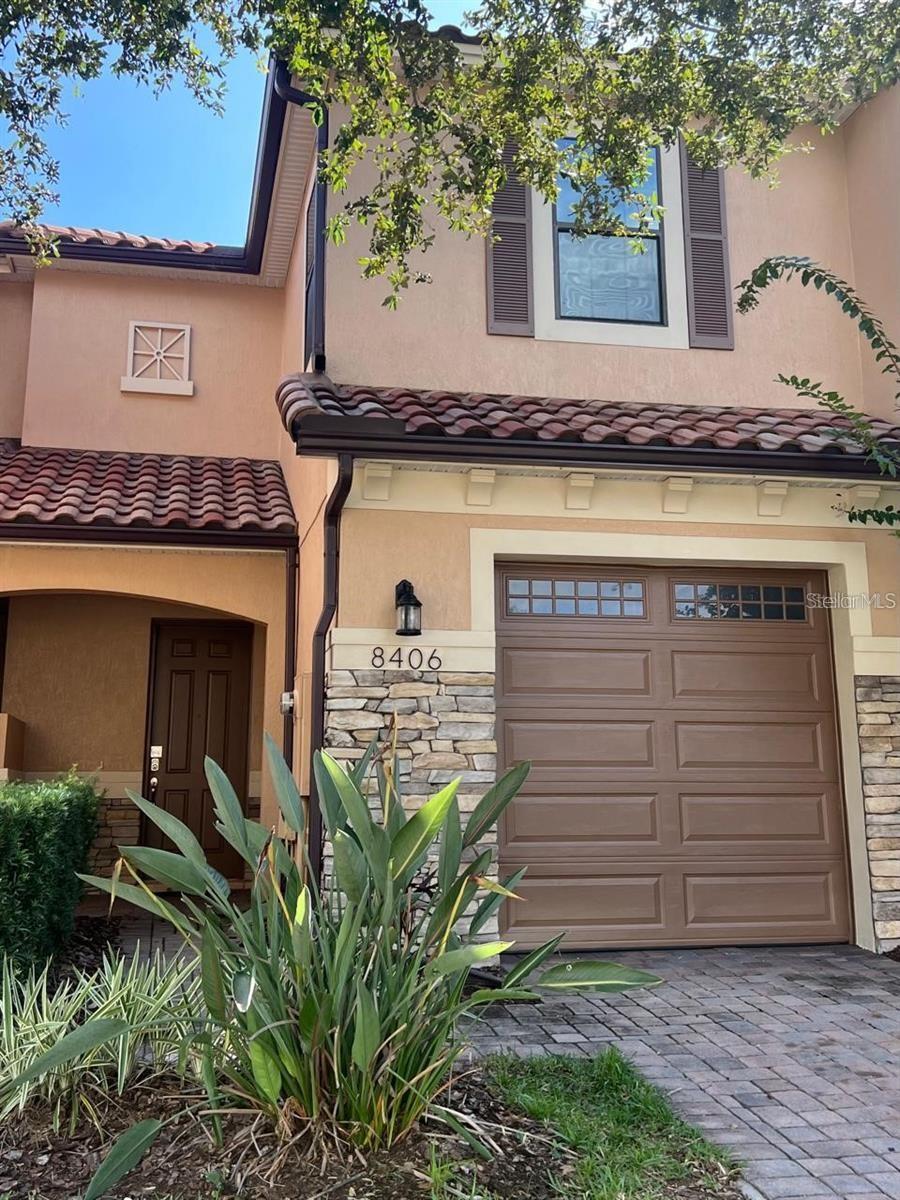 Live the experience of living in a quiet neighborhood with lots of trees that encourage walks at any time of the day and also offers the benefits of schools, supermarkets, hospitals, restaurants, pet shops less than 2 miles away. Lake Nona offers A schools which makes it very attractive for families with school age children. Call Paula Maestrini 407-728-2666 or Lucas 407-728-2779 for showings