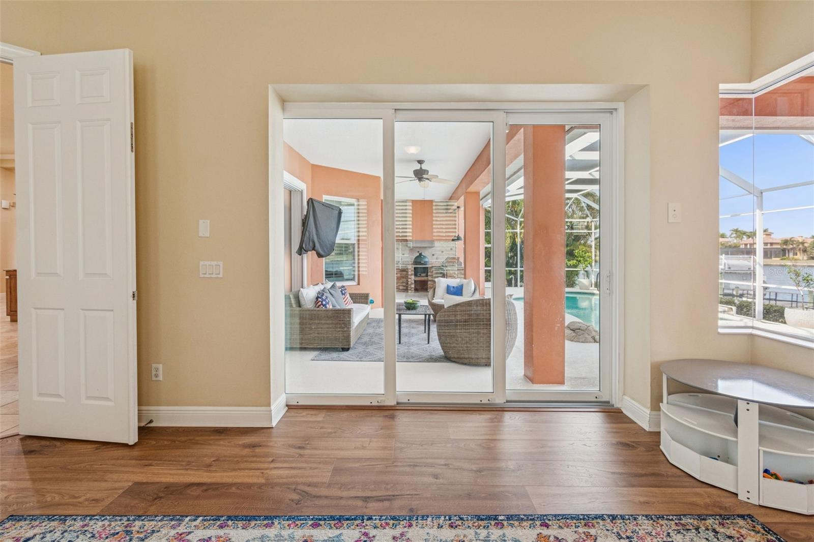 MIRABAY PHASE 3C-2 - Residential