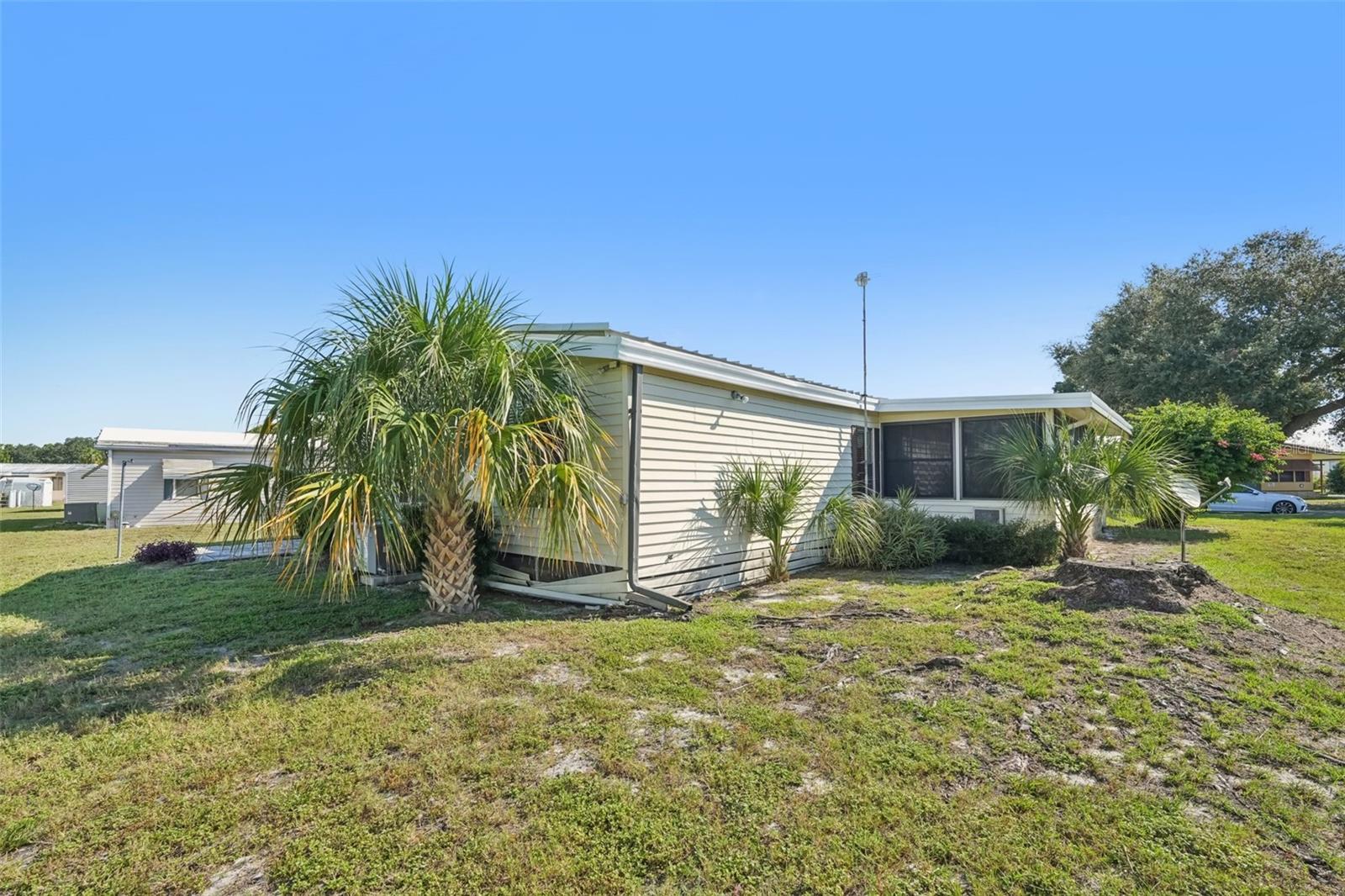 TAVARES LAKE FRANCES ESTATES - Residential